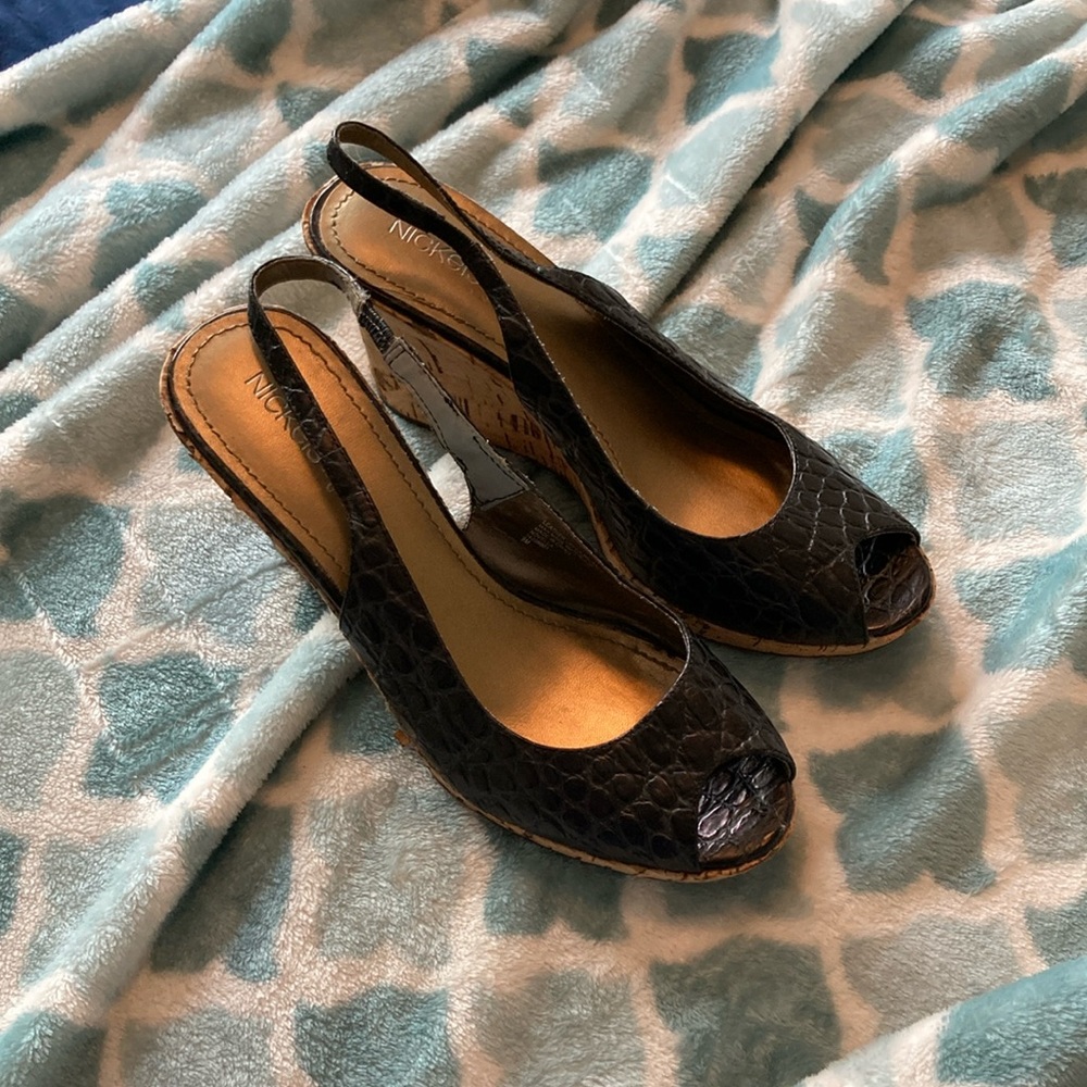 Size 9 Nickels Soft vintage black mock-croc sling back peeptoe real cork wedges